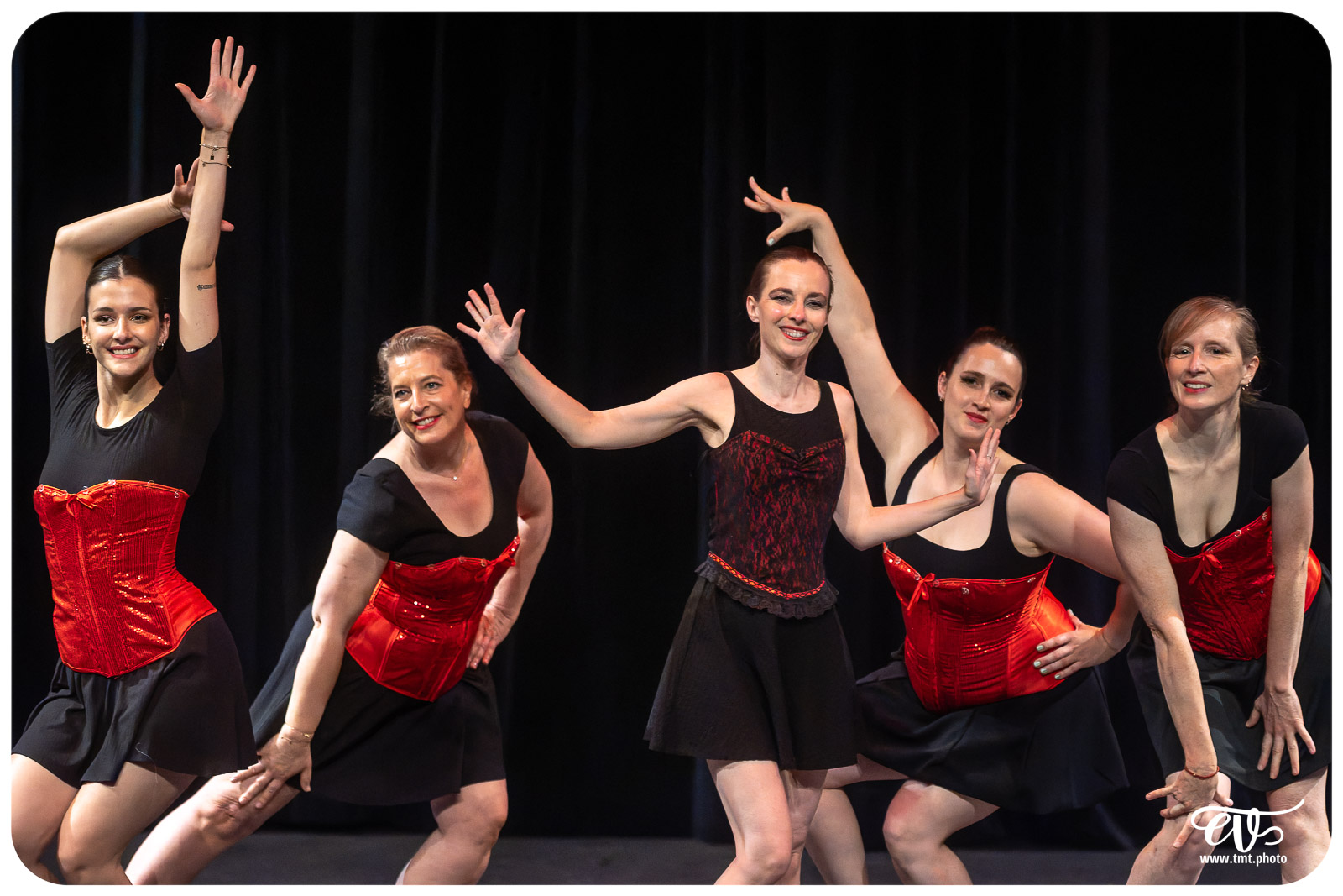 ECOLE DE DANSE CÉCILE ADAMOW